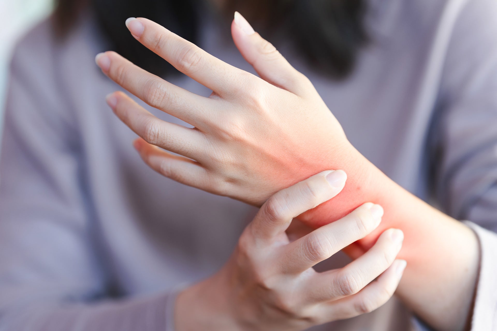 How chronic inflammation affects the body and ways to reduce it naturally